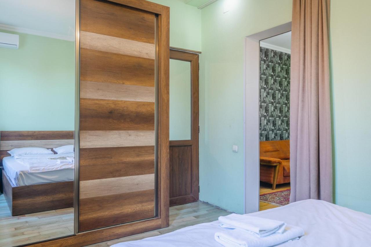Khvamli 2002 Hotel Tsageri ภายนอก รูปภาพ